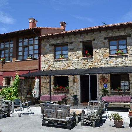 Apartamentos Rurales La Cirigueena Oles Esterno foto