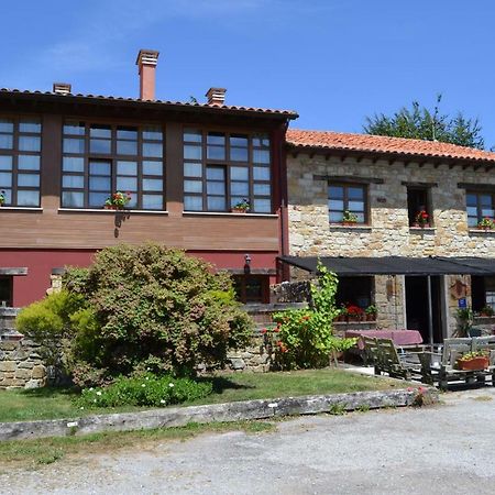 Apartamentos Rurales La Cirigueena Oles Esterno foto