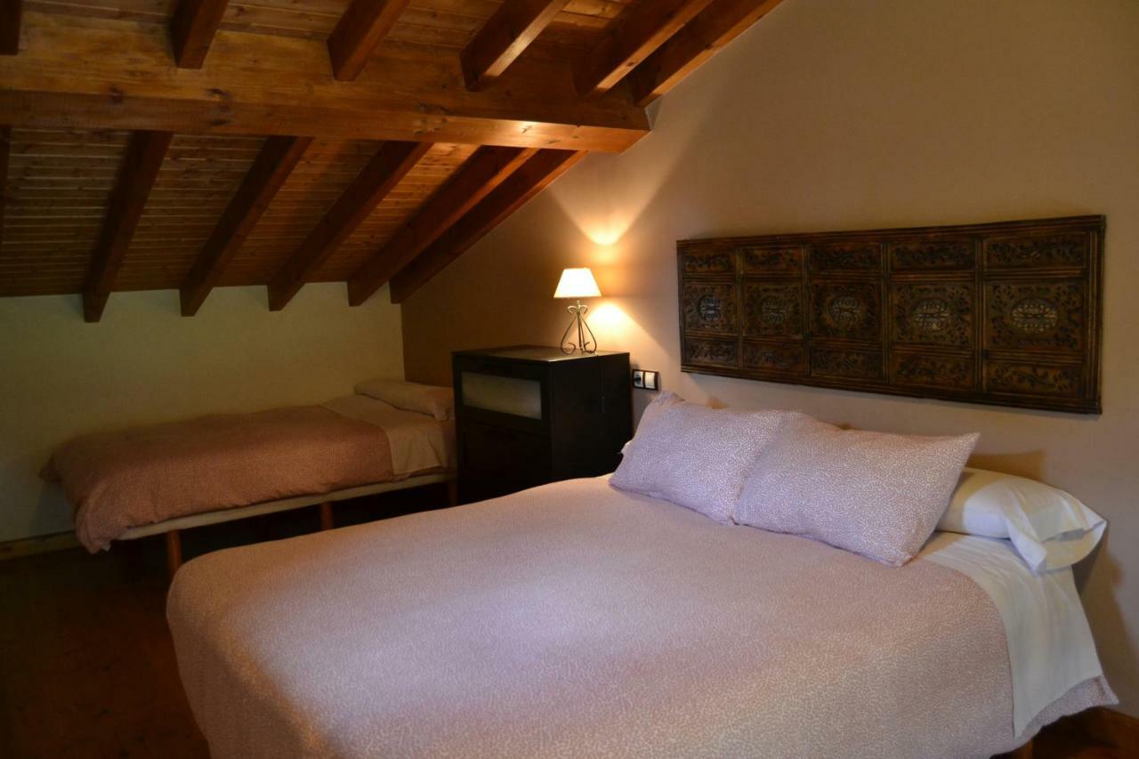 Apartamentos Rurales La Cirigueena Oles Esterno foto