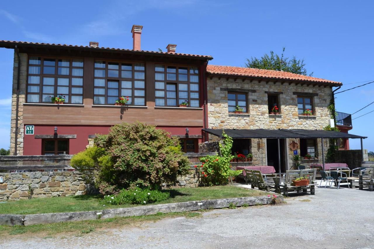 Apartamentos Rurales La Cirigueena Oles Esterno foto