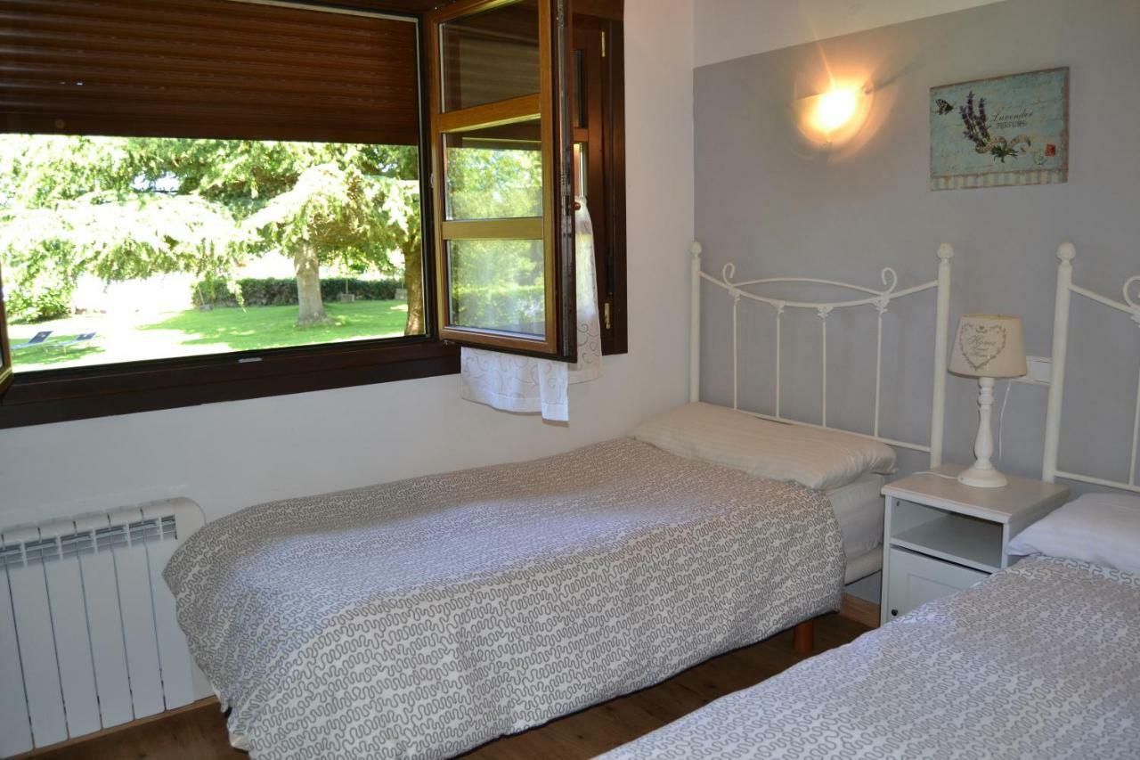 Apartamentos Rurales La Cirigueena Oles Esterno foto